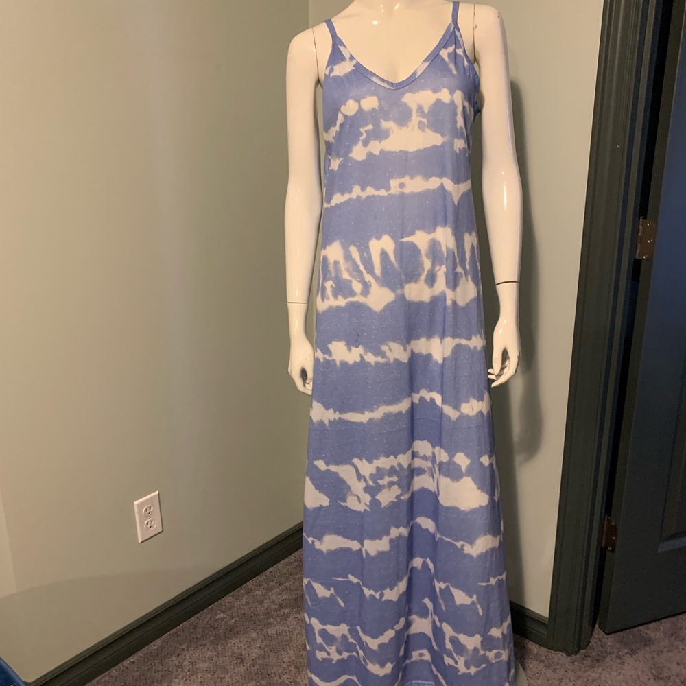 Beautiful thin maxi cloud dress